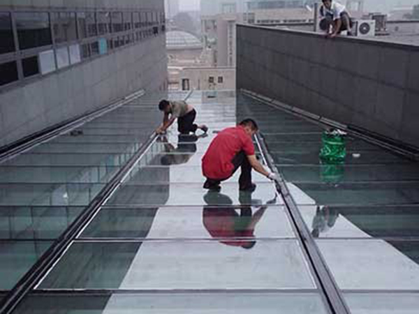 地下防水施工卷材鋪貼有哪幾種形式?